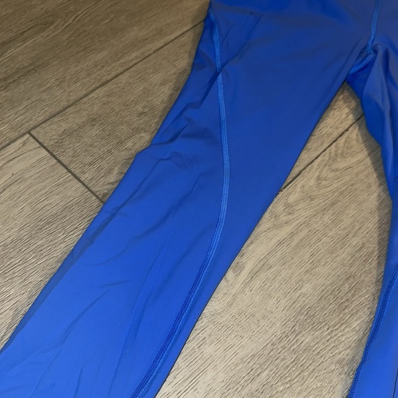 NWOT luluemon size 8 Blue Women's Athletic Leggings - Picture 3 of 9